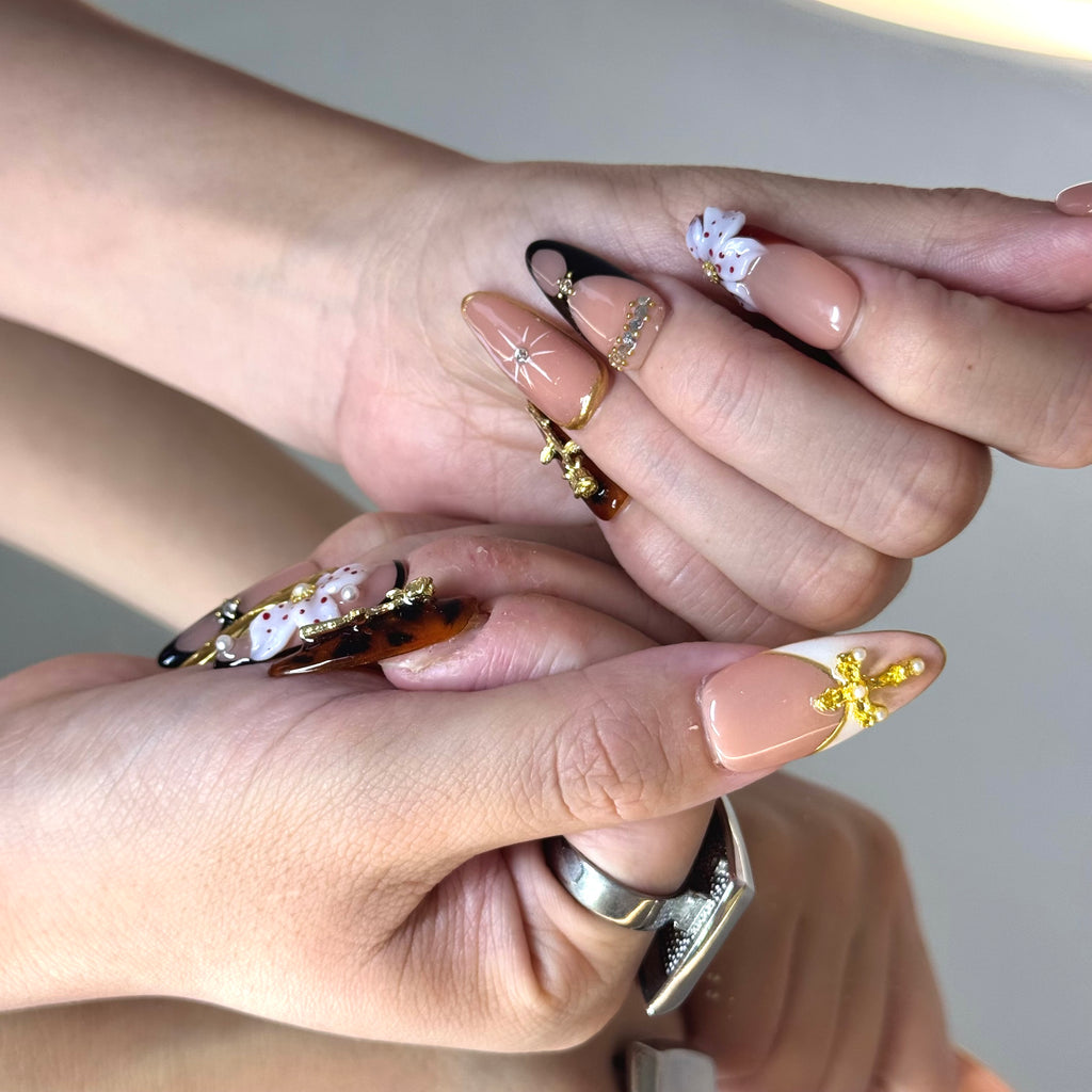 Luxury Tortoise & Gold Press-On Nails – 3D Floral & Metallic Design