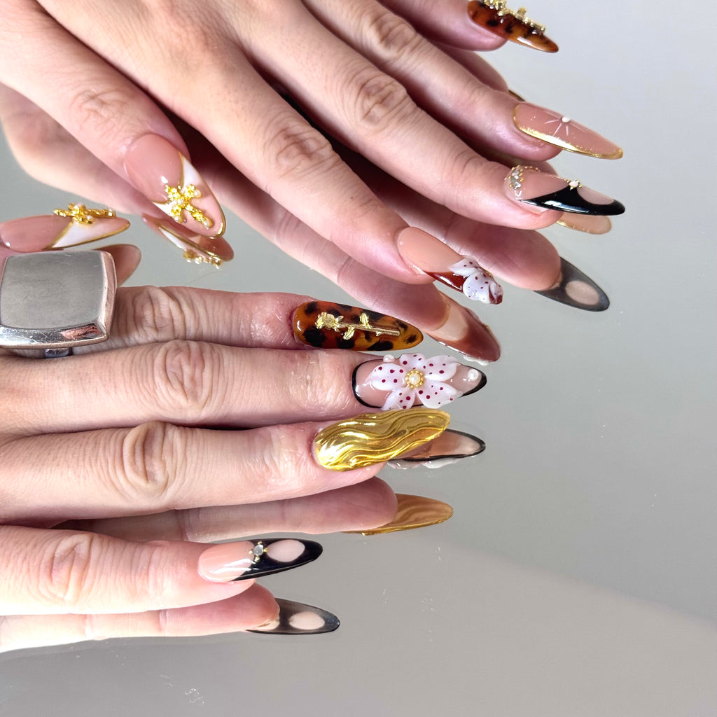 Luxury Tortoise & Gold Press-On Nails – 3D Floral & Metallic Design