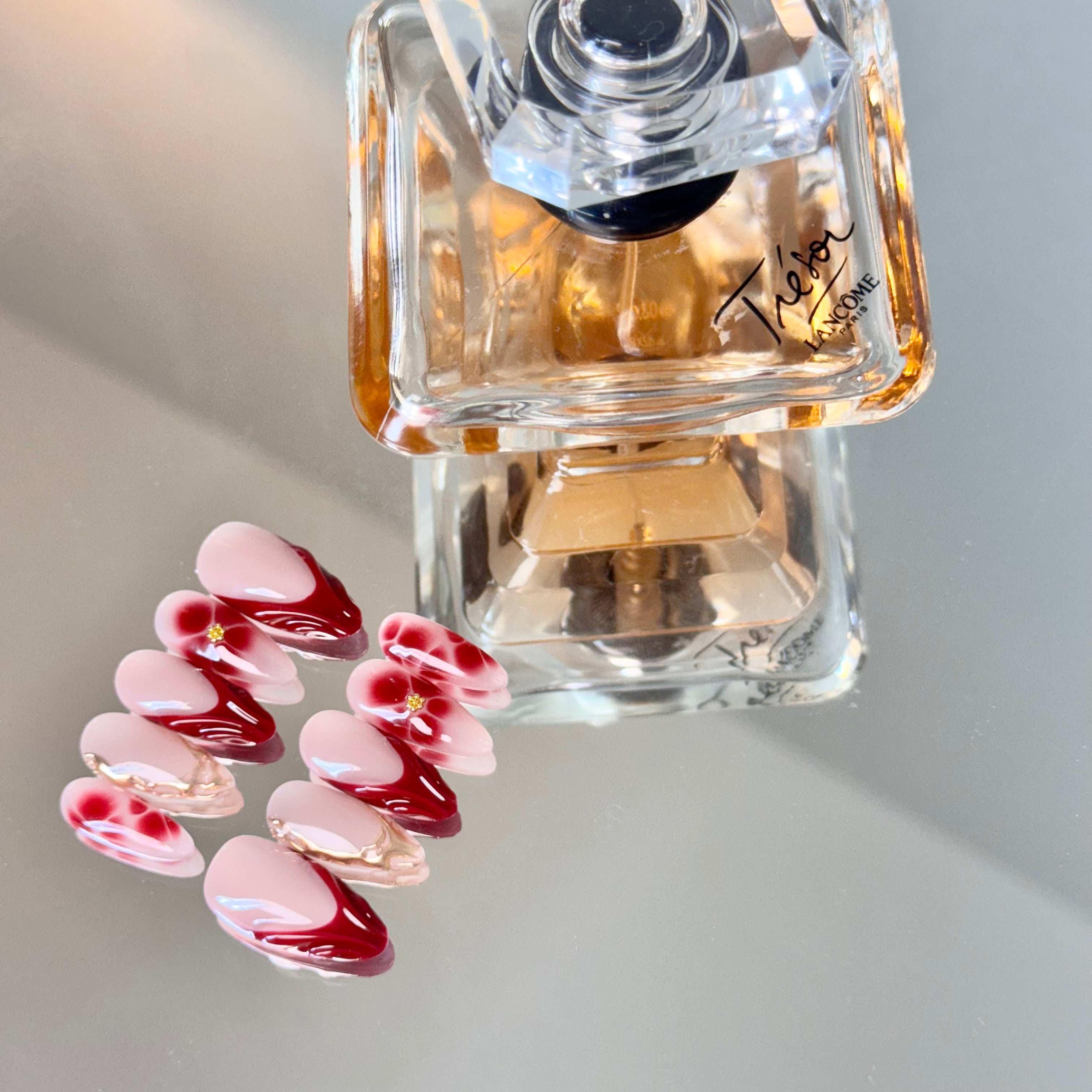 Pink & Wine Red Floral Nail Set – Elegant Press-On Nails with Gold Details