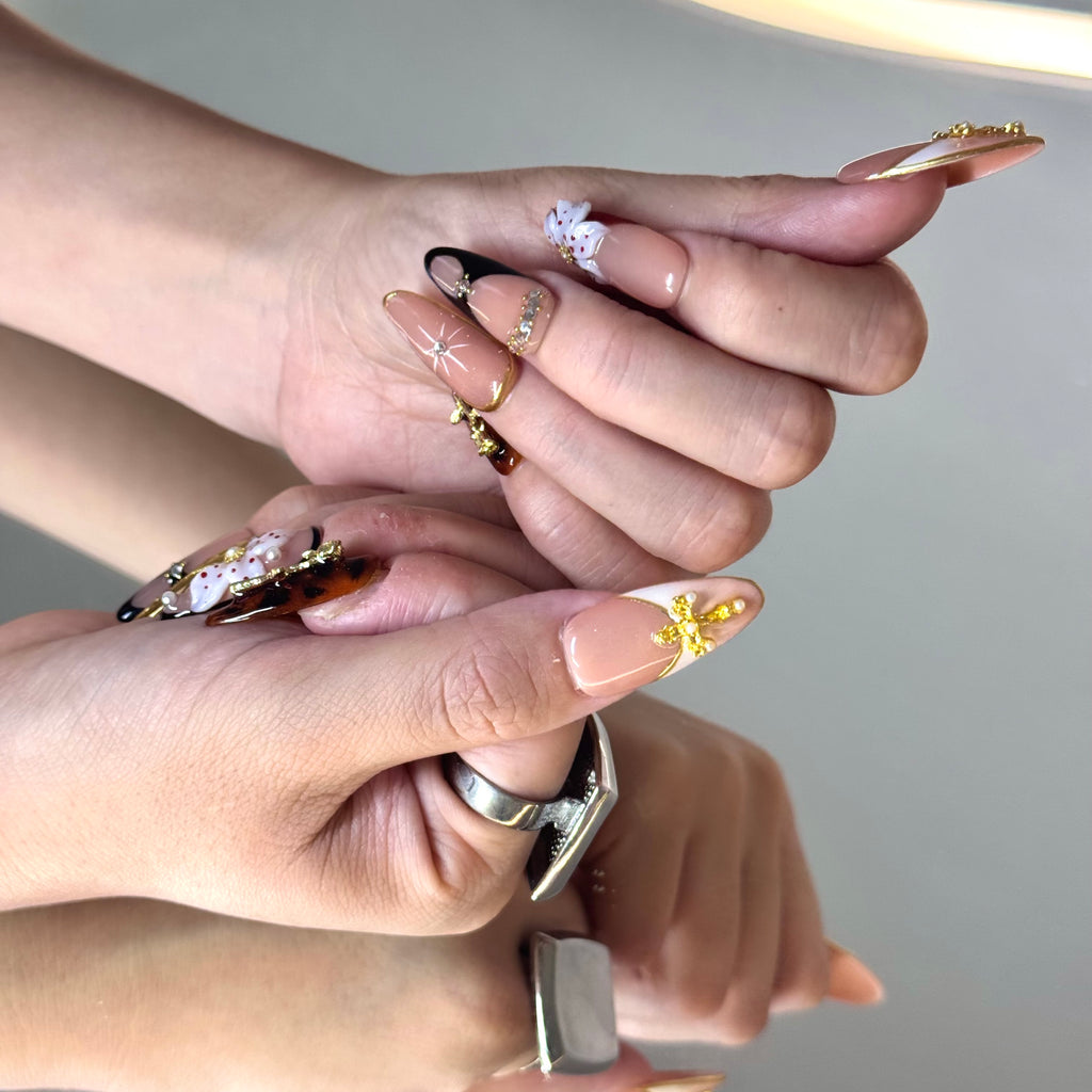 Luxury Tortoise & Gold Press-On Nails – 3D Floral & Metallic Design