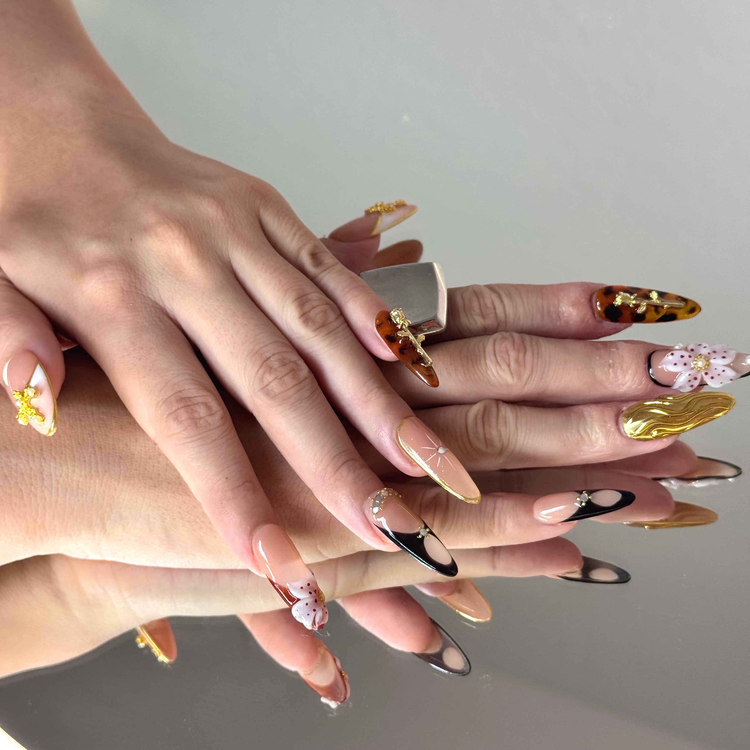 Luxury Tortoise & Gold Press-On Nails – 3D Floral & Metallic Design