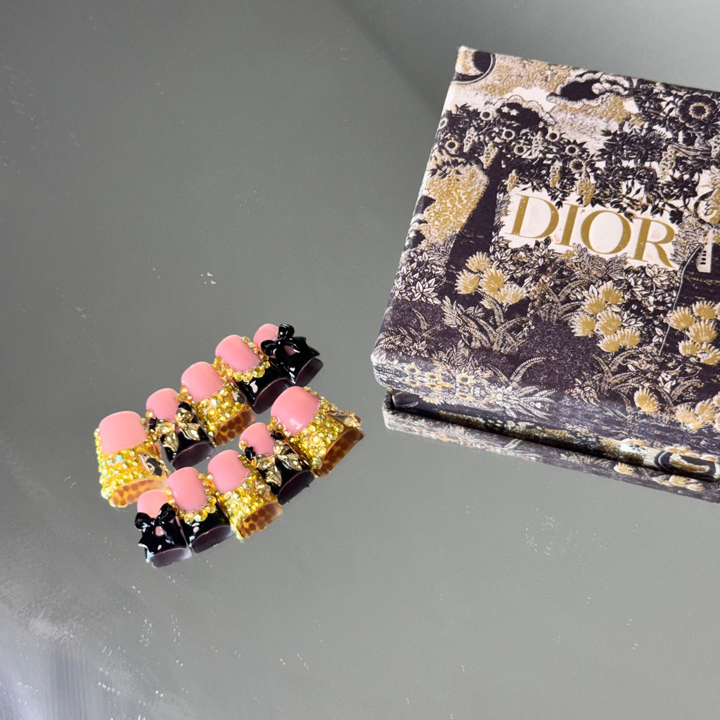 Glam Gold Crystal Bow Press-On Nails